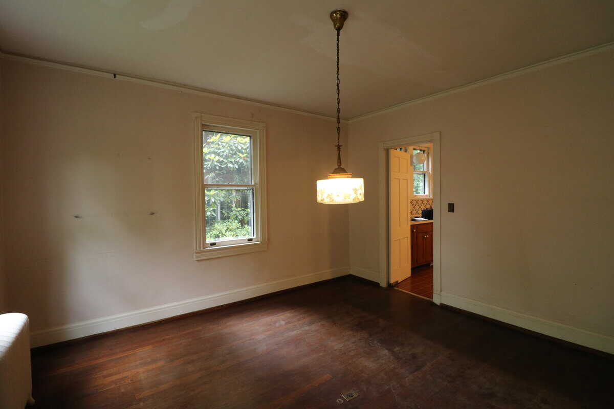 provost sitting room_BEFORE