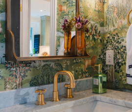 bathroom with wallpaper